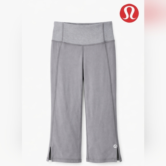lululemon athletica Pants - Lululemon athletica Gray Activewear Womens Crooped Yoga Workout Pant Size 4.